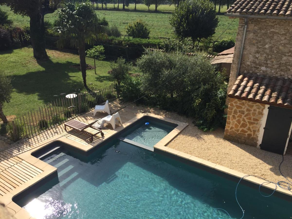 Ferme St Pierre 2 Suites Avec Repas, Piscine, Clim, Cheminee Ou Baignoire Spa Chabeuil Dış mekan fotoğraf
