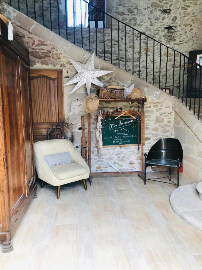 Ferme St Pierre 2 Suites Avec Repas, Piscine, Clim, Cheminee Ou Baignoire Spa Chabeuil Dış mekan fotoğraf